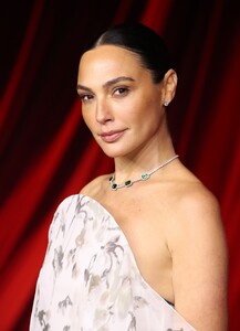 523819712_gal4-6.jpg