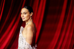 523831785_gal5-10.jpg