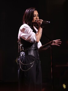 524062336_demi-22.jpg
