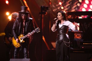 524062367_demi-28.jpg