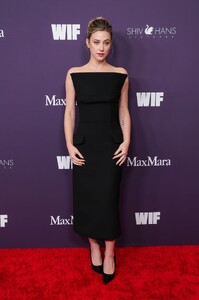 525743664_lili-12.jpg