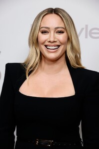 525976447_hilary-3.jpg