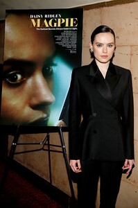 526432993_daisy-4.jpg