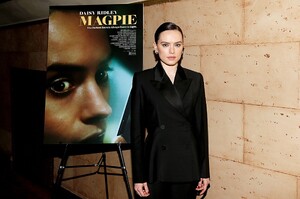 526433201_daisy-20.jpg