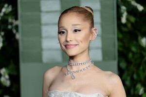527611388_ariana-33.jpg