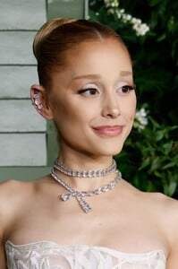 527611453_ariana-46.jpg