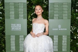527611520_ariana-55.jpg