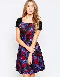5816920-1-floral.jpg