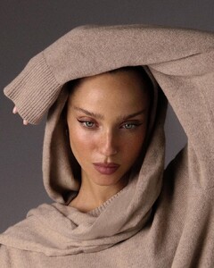 @neta_alchimister  Makeup&photo (backstage) @naorappel Stylist @daniella_capelouto Hair @adirjacob.jpg