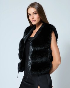 ALJK00748M_JetBlack_086_3000x.jpg