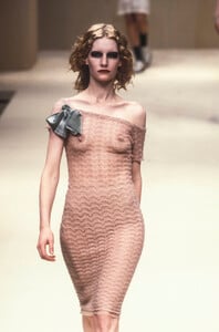 AnnaMolinari1997FW7.thumb.jpg.e050c8ec1f975756db325ac4592aee8d.jpg