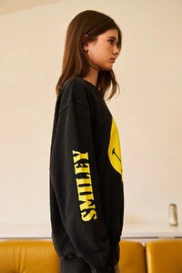 Bonkerscorner_black_faded_smiley_sweatshirt04.jpg