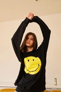 Bonkerscorner_black_faded_smiley_sweatshirt06.jpg