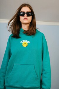 Bonkerscorner_bottlegreen_smiley_originals_hoodie10.jpg
