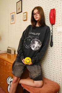 Bonkerscorner_grey_faded_smiley_originals_sweatshirt06.jpg