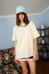 Bonkerscorner_smiley_embroidered_tshirt07.jpg