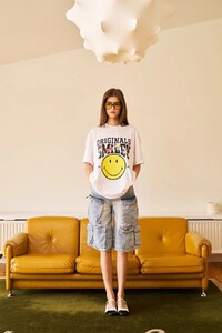 Bonkerscorner_smiley_originals_floral_oversized_tshirt06_1_41934457-7e42-45d5-812b-f73f9dd3e30e.jpg