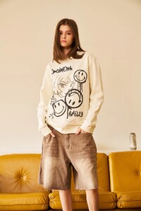 Bonkerscorner_smiley_originals_offwhite_sweatshirt05.jpg