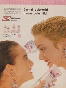 BravoGirlDE220891no35.jpg.822f157ab59c7d2ad19f9052356930fe.thumb.jpg.92c321ead2c2b1992ff5f567a004ac09.jpg
