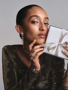 CHANEL-JOAILLERIE_FOR-DIGITAL_END-OF-YEAR_Mona-TOUGAARD_4-1152x1536.thumb.jpeg.fae5d0d2cee3bba7930b153f5f1ac943.jpeg