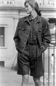 CalvinKlein_Jeans_Fall1988_Mary_Matthews_012.jpg