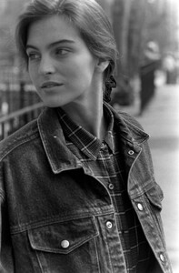 CalvinKlein_Jeans_Fall1988_Mary_Matthews_031.jpg