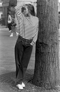 CalvinKlein_Jeans_Fall1988_Mary_Matthews_043.jpg