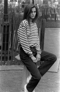 CalvinKlein_Jeans_Fall1988_Mary_Matthews_048.jpg