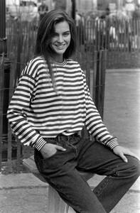 CalvinKlein_Jeans_Fall1988_Mary_Matthews_074.jpg