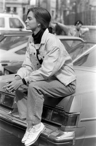 CalvinKlein_Jeans_Fall1988_Mary_Matthews_086.jpg
