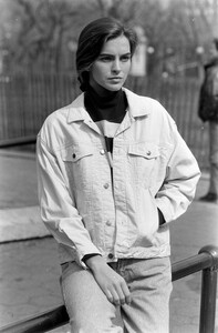 CalvinKlein_Jeans_Fall1988_Mary_Matthews_089.jpg