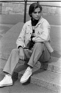 CalvinKlein_Jeans_Fall1988_Mary_Matthews_092.jpg