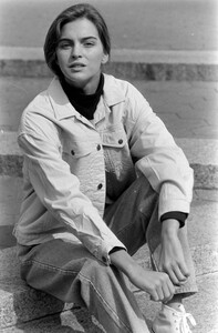 CalvinKlein_Jeans_Fall1988_Mary_Matthews_102.jpg