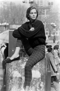 CalvinKlein_Jeans_Fall1988_Mary_Matthews_123.jpg