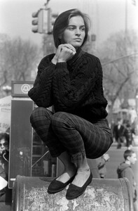 CalvinKlein_Jeans_Fall1988_Mary_Matthews_125.jpg