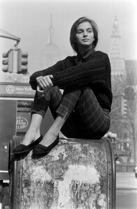 CalvinKlein_Jeans_Fall1988_Mary_Matthews_126.jpg