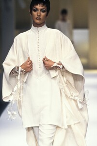 ClaudeMontana1994SS51.thumb.jpg.646cb9f59b78fc61feeb0bf06dba9e01.jpg