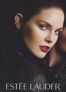 Este_Lauder_Double_Wear_Lipstick_2009_01.thumb.jpeg.55e5fc0f3fefb2817790d51e0336109c.jpeg