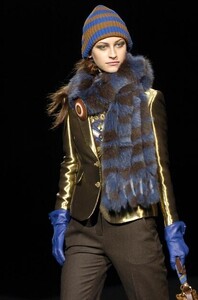 EtroAW2004RTW.jpg