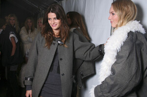 Isabel+Marant+Fall+2011+Backstage+dmvoMTFdzNYx.jpg