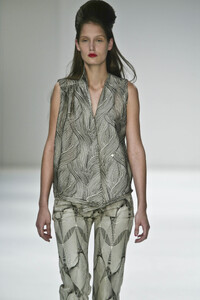 JoeCaselyHayford2003WomenRTW11.thumb.jpg.bda5a758eec6b8f2e576759ccd9574fc.jpg