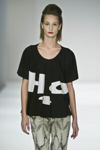 JoeCaselyHayford2003WomenRTW14.thumb.jpg.bda0a36bd6b63f9a1cc286a2547d1bb5.jpg