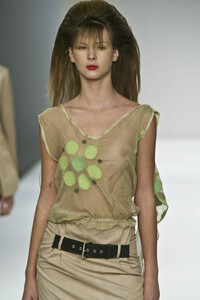 JoeCaselyHayford2003WomenRTW44.thumb.jpg.65b6a62ebc10af6d075bfcd533d883f5.jpg