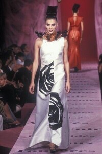 Lapidus, Autumn-Winter 1998, Couture _ Europeana (1).jpeg