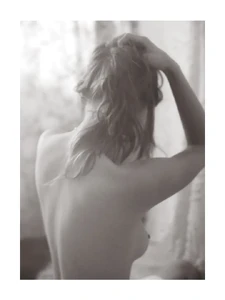 LaurenMarshallbyUlrichKnoblauchPoisonedWithProtection-Mirage3Spring-Summer20126.thumb.webp.bdbc82919de5e5887584732e41d0f24f.webp