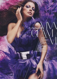 Mac_Viva_Glam_VI_2009.thumb.jpg.ffa8b9b29f020dd7fe42f02b47c3d458.jpg