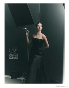 Madame_11.24_de.downmagaz.net__141.thumb.jpg.2fbc182cf2195384515fb2af3cdade71.jpg