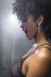 Mapale_2770_Wet_20Look_20Black_4.thumb.jpg.7aaf7fcbdcd4eb74aa36f314881fe69f.jpg