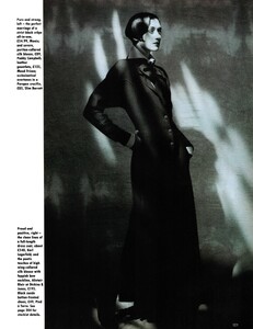 MarieClaireUK_Dec1988_30.jpg