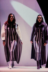 MarinaSpadafora1992WomenRTW3.thumb.jpg.4b7fc73e8b059ffe02a3c555be7572a3.jpg